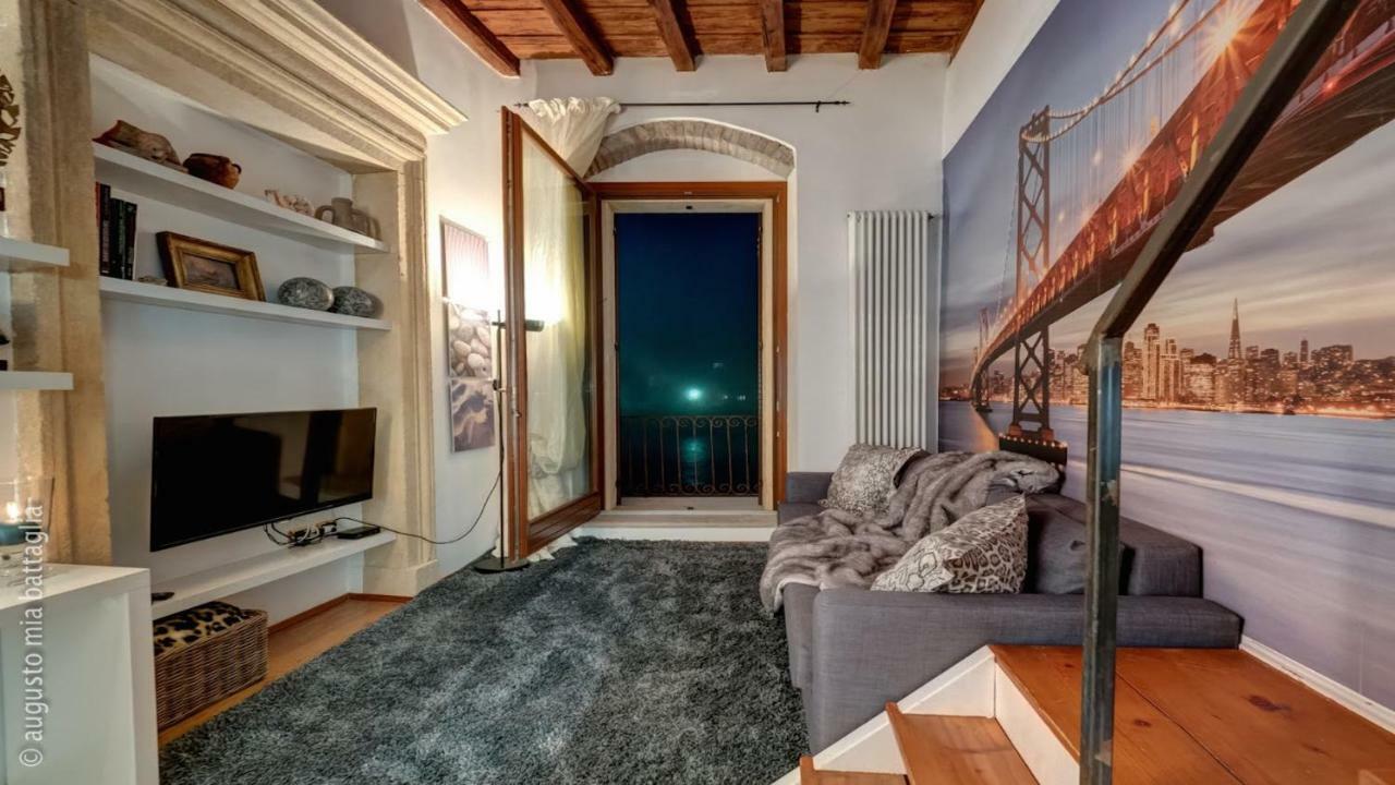 Casa Archi - Balcone Sul Fiume Appartement Verona Buitenkant foto