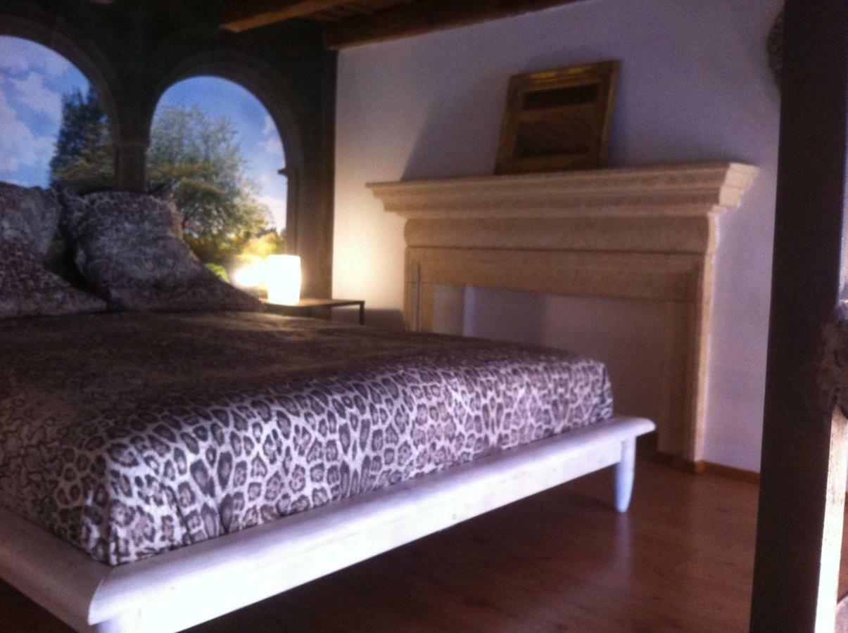 Casa Archi - Balcone Sul Fiume Appartement Verona Buitenkant foto